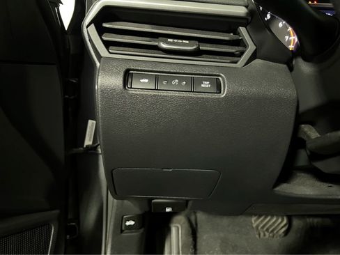 Used 2019 Nissan Altima 2.5 SR w/ SR Premium Package AWD/4WD image 21