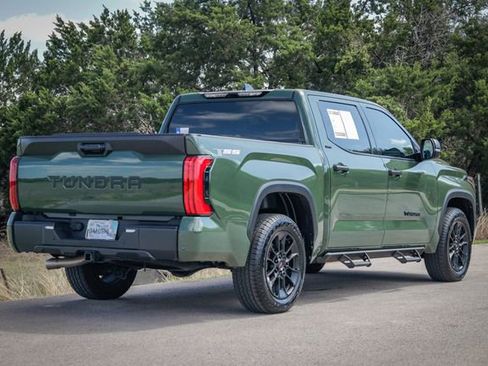 Used 2022 Toyota Tundra SR5 w/ Convenience Package RWD image 5