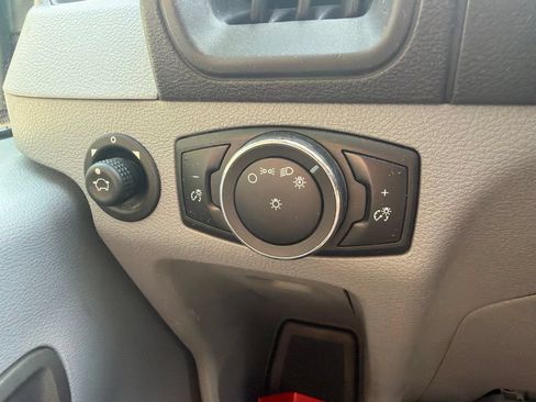 Used 2016 Ford Transit 350 XLT RWD image 16