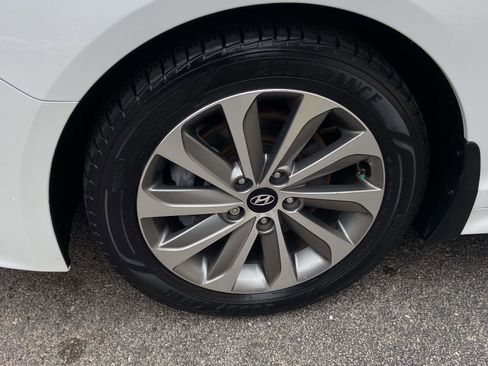 Used 2016 Hyundai Sonata Sport w/ Option Group 03 image 5