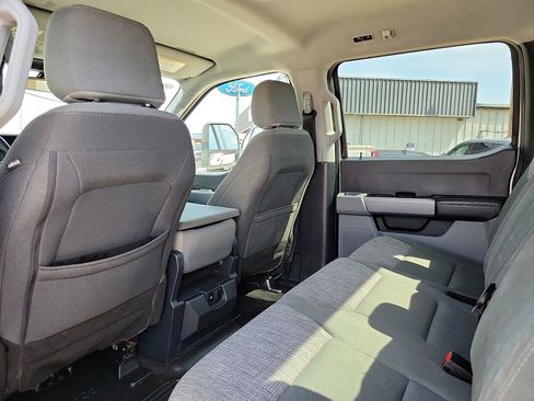 Used 2024 Ford F250 XLT w/ FX4 Off-Road Package AWD/4WD image 16
