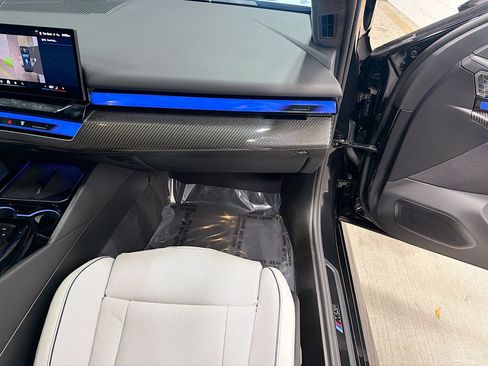 Used 2026 BMW M5 Touring w/ M Driver's Package image 26