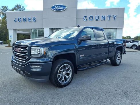 Used 2018 GMC Sierra 1500 SLT w/ All Terrain Package image 5