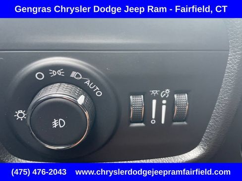 Used 2023 Jeep Grand Cherokee Limited w/ Luxury Tech Group II AWD/4WD image 61