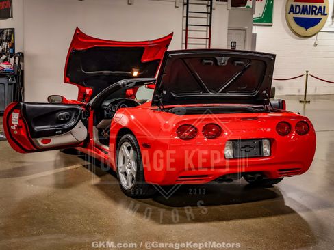 Used 1999 Chevrolet Corvette Convertible w/ Memory Pkg RWD image 68