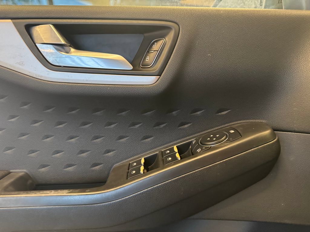 Used 2020 Ford Escape SE AWD/4WD image 20
