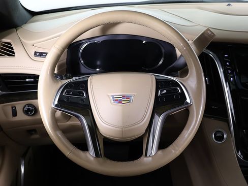 Used 2019 Cadillac Escalade Platinum AWD/4WD image 55