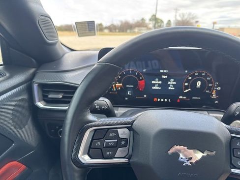 Used 2024 Ford Mustang Premium image 10