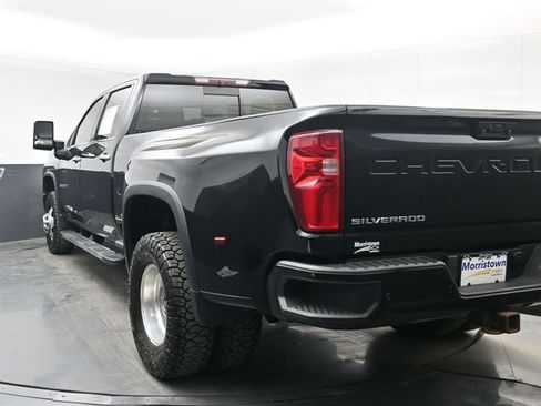 Used 2022 Chevrolet Silverado 3500 High Country w/ Safety Package II AWD/4WD image 12
