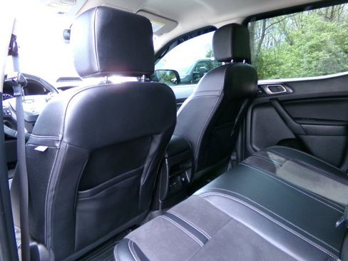 Used 2023 Ford Ranger Lariat w/ Tremor Off-Road Package image 16