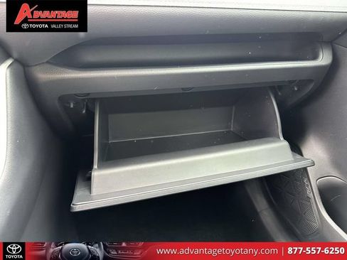 Used 2025 Toyota RAV4 LE FWD image 38