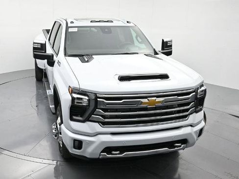 New 2026 Chevrolet Silverado 3500 High Country w/ Technology Package image 29