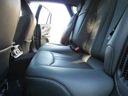 Used 2023 Toyota Mirai image 40