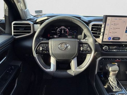 Used 2024 Toyota Tundra Limited AWD/4WD image 15