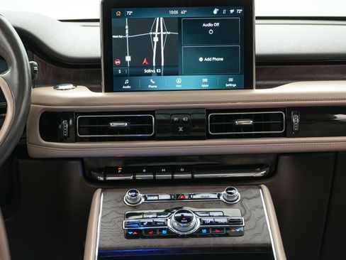 Used 2022 Lincoln Aviator Reserve w/ Equipment Group 201A AWD/4WD image 15