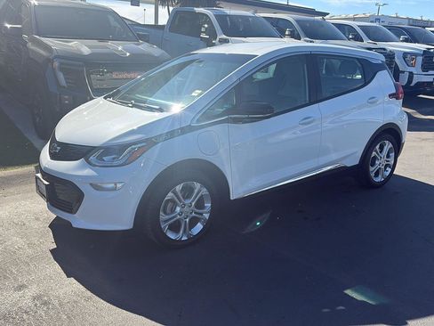 Used 2021 Chevrolet Bolt LT FWD image 2