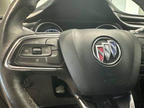 Used 2021 Buick Encore GX Preferred w/ Cold Weather Comfort Package AWD/4WD image 18