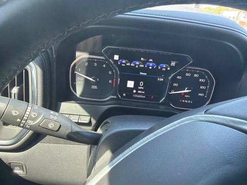 Used 2021 GMC Sierra 1500 Denali w/ Denali Ultimate Package AWD/4WD image 12