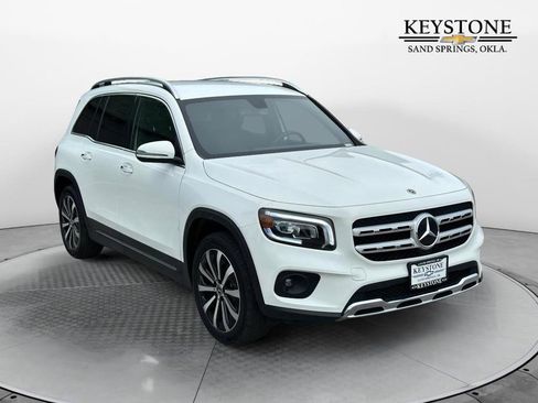 Used 2023 Mercedes-Benz GLB 250 image 1