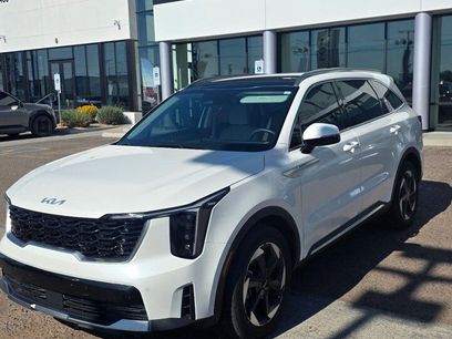 Certified 2025 Kia Sorento EX w/ EX Panoramic Sunroof Package