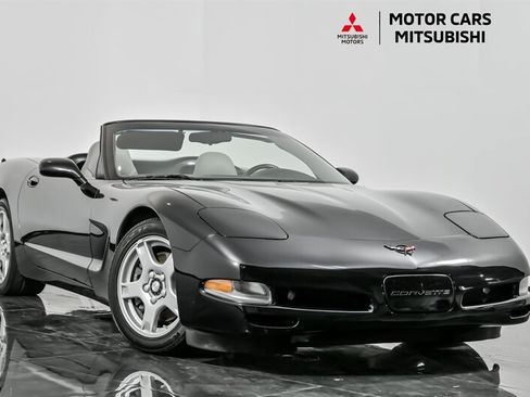 Used 1998 Chevrolet Corvette Convertible image 1