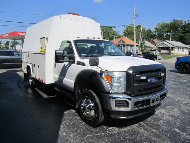 Used 2014 Ford F550 2WD Regular Cab Super Duty image 5