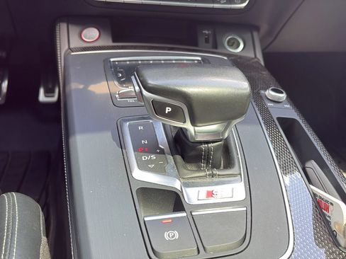 Used 2018 Audi SQ5 Premium Plus w/ Navigation Package AWD/4WD image 19