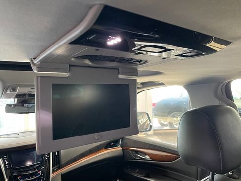 Used 2017 Cadillac Escalade ESV Premium Luxury w/ LPO, Radiant Package image 26