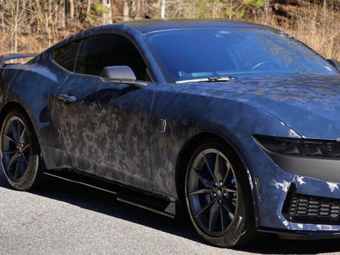 Used 2025 Ford Mustang Dark Horse image 32