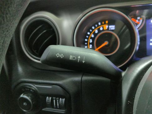 Used 2020 Jeep Wrangler Unlimited Sport image 27