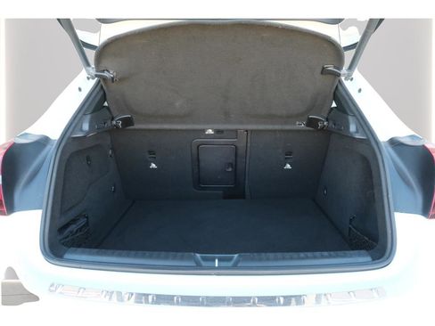 Used 2020 Mercedes-Benz GLA 250 image 39