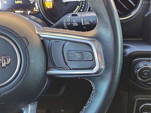 Used 2021 Jeep Wrangler Unlimited Sahara image 19