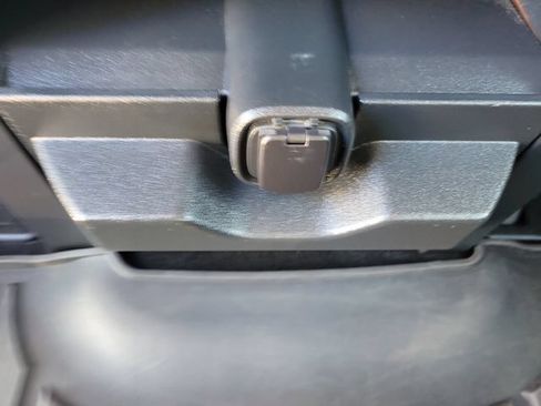 Certified 2022 Ford F250 XLT AWD/4WD image 18