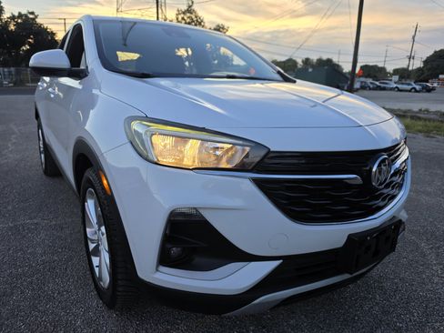 Used 2020 Buick Encore GX Preferred w/ Cold Weather Comfort Package FWD image 1