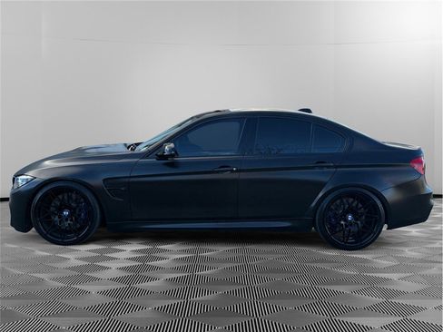 Used 2018 BMW M3 image 2