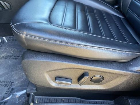 Used 2024 Ford Edge SEL AWD/4WD image 19