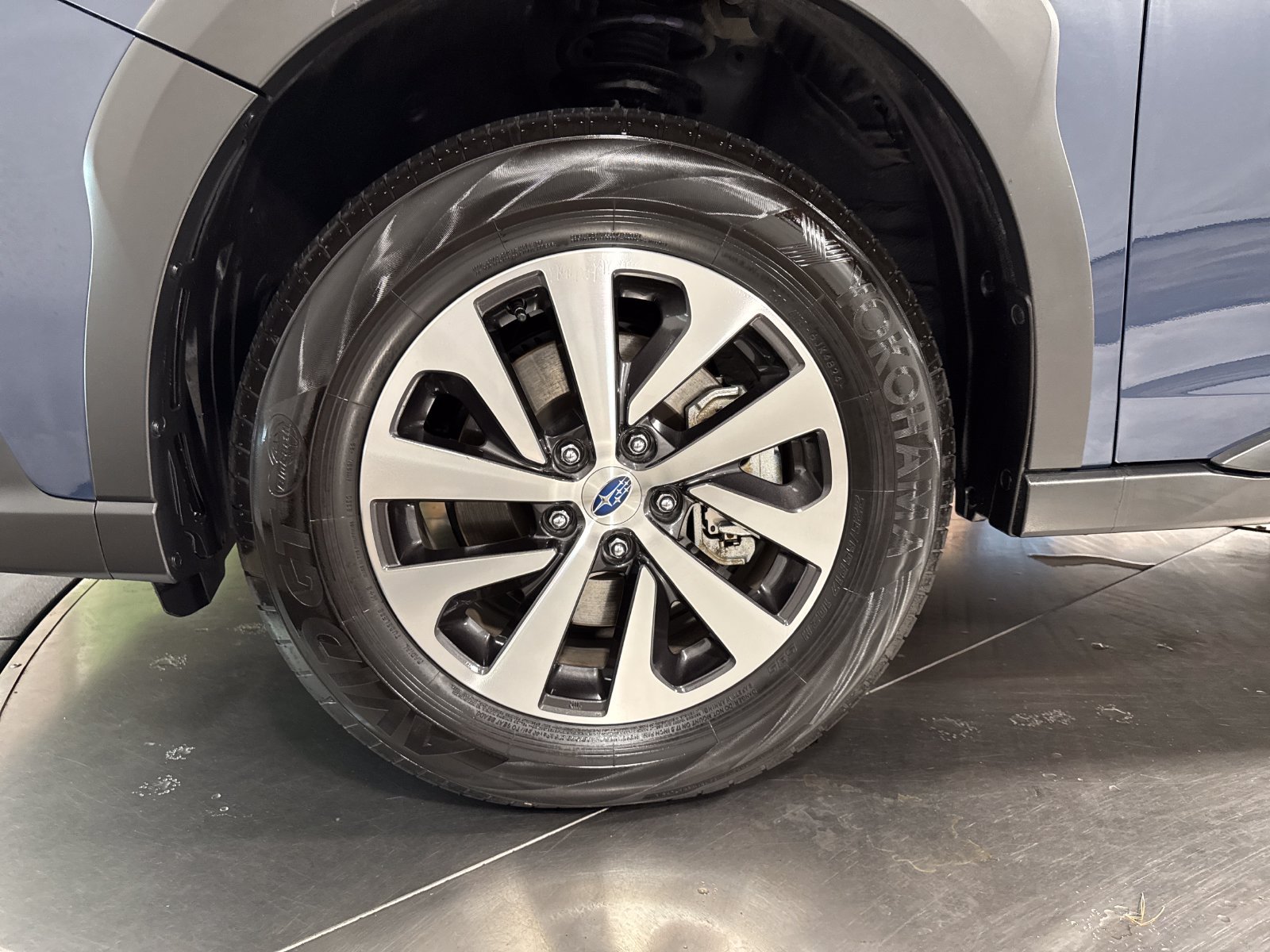 Used 2025 Subaru Outback AWD/4WD image 2