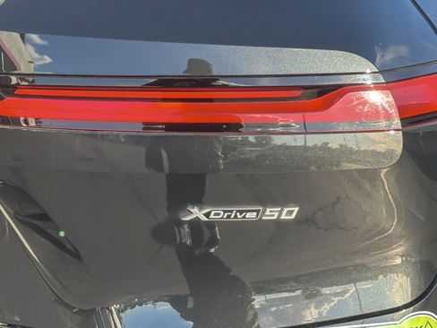 Used 2023 BMW iX xDrive50 w/ Ultimate Package 2 image 27