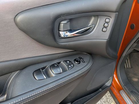 Used 2022 Nissan Murano SL AWD/4WD image 14