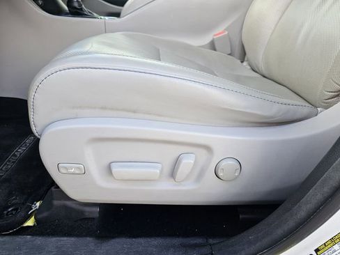 Used 2018 Toyota Highlander Limited Platinum image 13