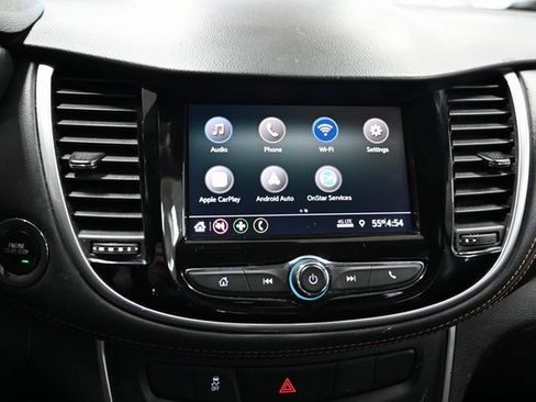 Used 2022 Chevrolet Trax LT w/ Sport Edition image 15