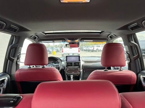 Used 2023 Lexus GX 460 Premium w/ Premium Package AWD/4WD image 36