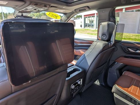 Used 2023 GMC Yukon Denali Ultimate image 26