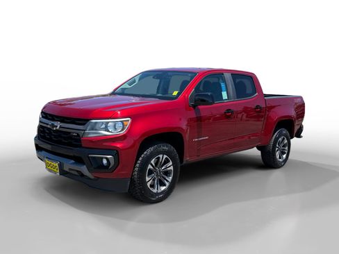 Used 2021 Chevrolet Colorado Z71 w/ Safety Package AWD/4WD image 1
