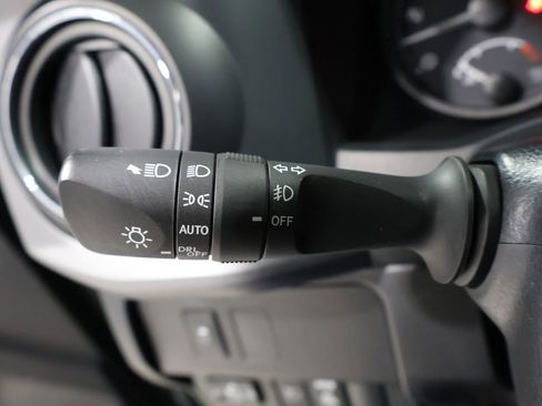 Certified 2022 Toyota Tacoma TRD Sport image 35