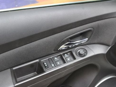 Used 2016 Chevrolet Cruze LTZ FWD image 13