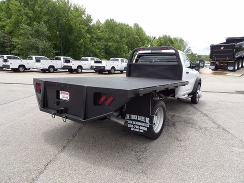 Used 2022 RAM 4500 Tradesman RWD image 7