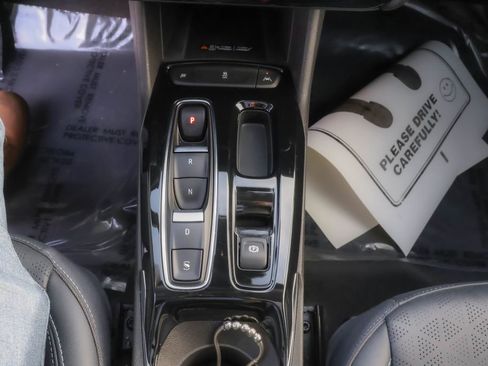 Used 2023 Chevrolet Bolt EUV Premier w/ Sun & Sound Package image 22