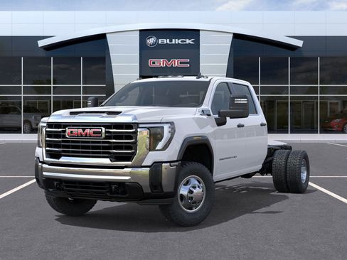 New 2026 GMC Sierra 3500 Pro w/ Convenience Package RWD image 6