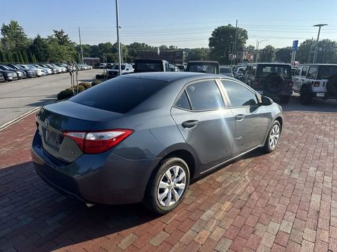 Used 2015 Toyota Corolla LE FWD image 14